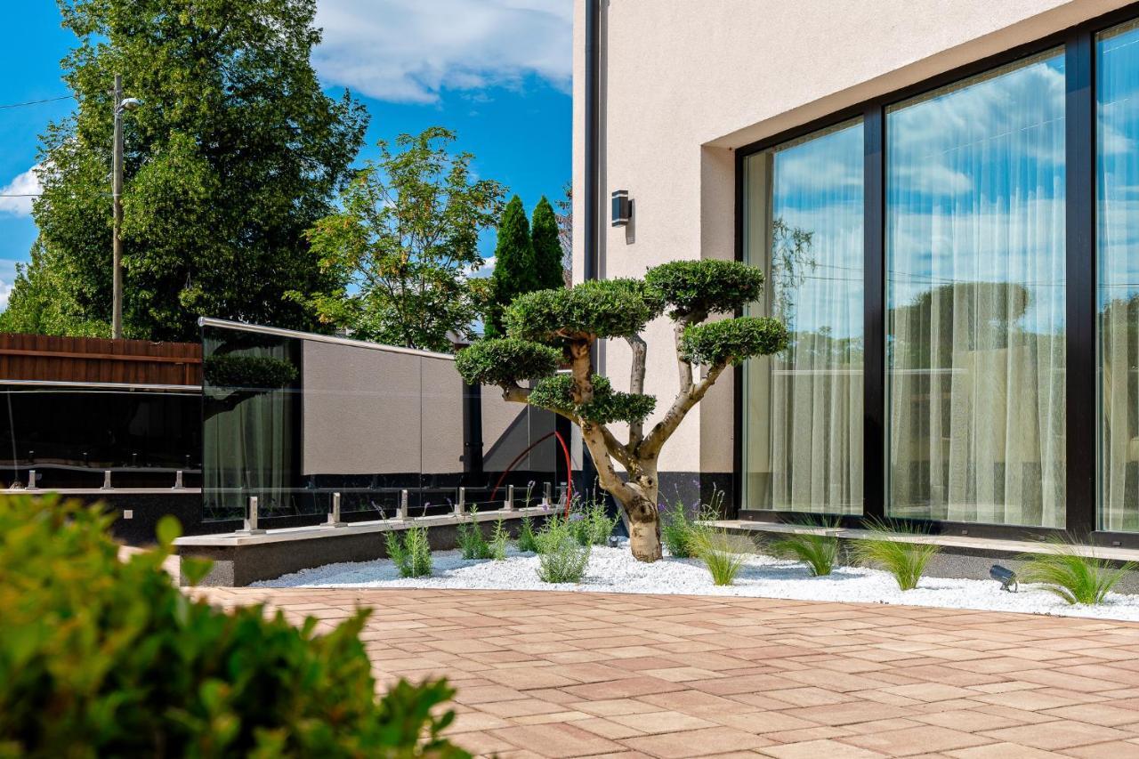 Diamond Panzio Bed & Breakfast ไฮจ์ดุสโซบอสโล ภายนอก รูปภาพ