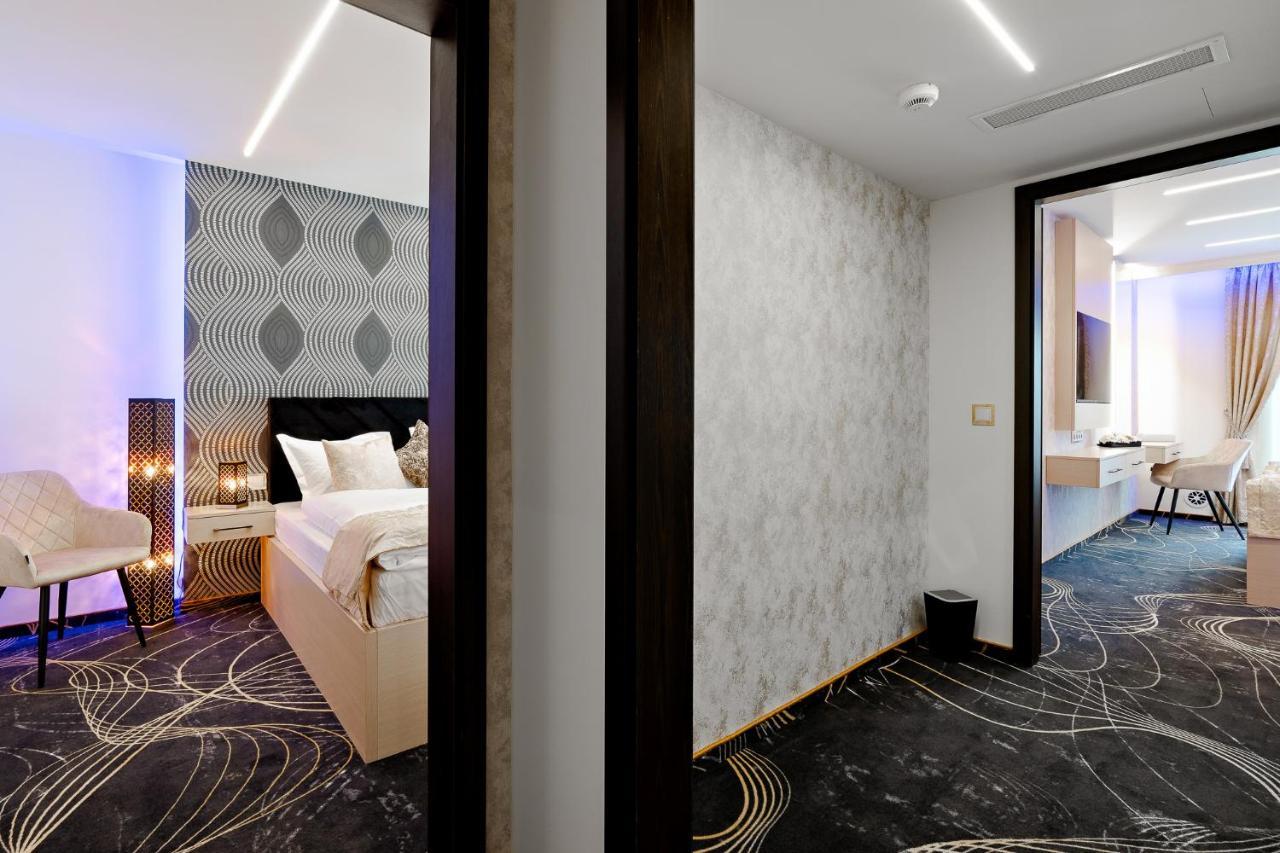 Diamond Panzio Bed & Breakfast ไฮจ์ดุสโซบอสโล ภายนอก รูปภาพ