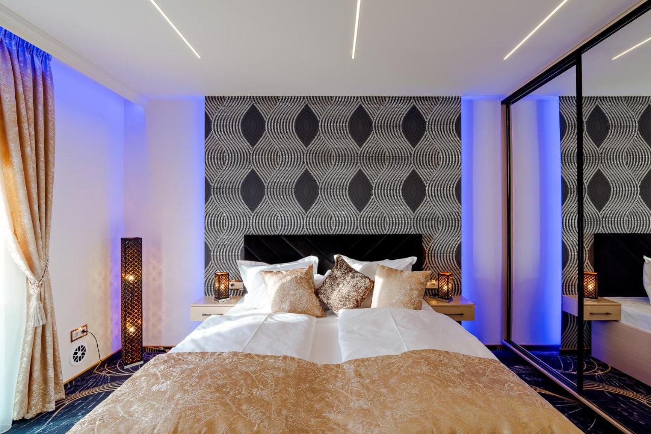 Diamond Panzio Bed & Breakfast ไฮจ์ดุสโซบอสโล ภายนอก รูปภาพ