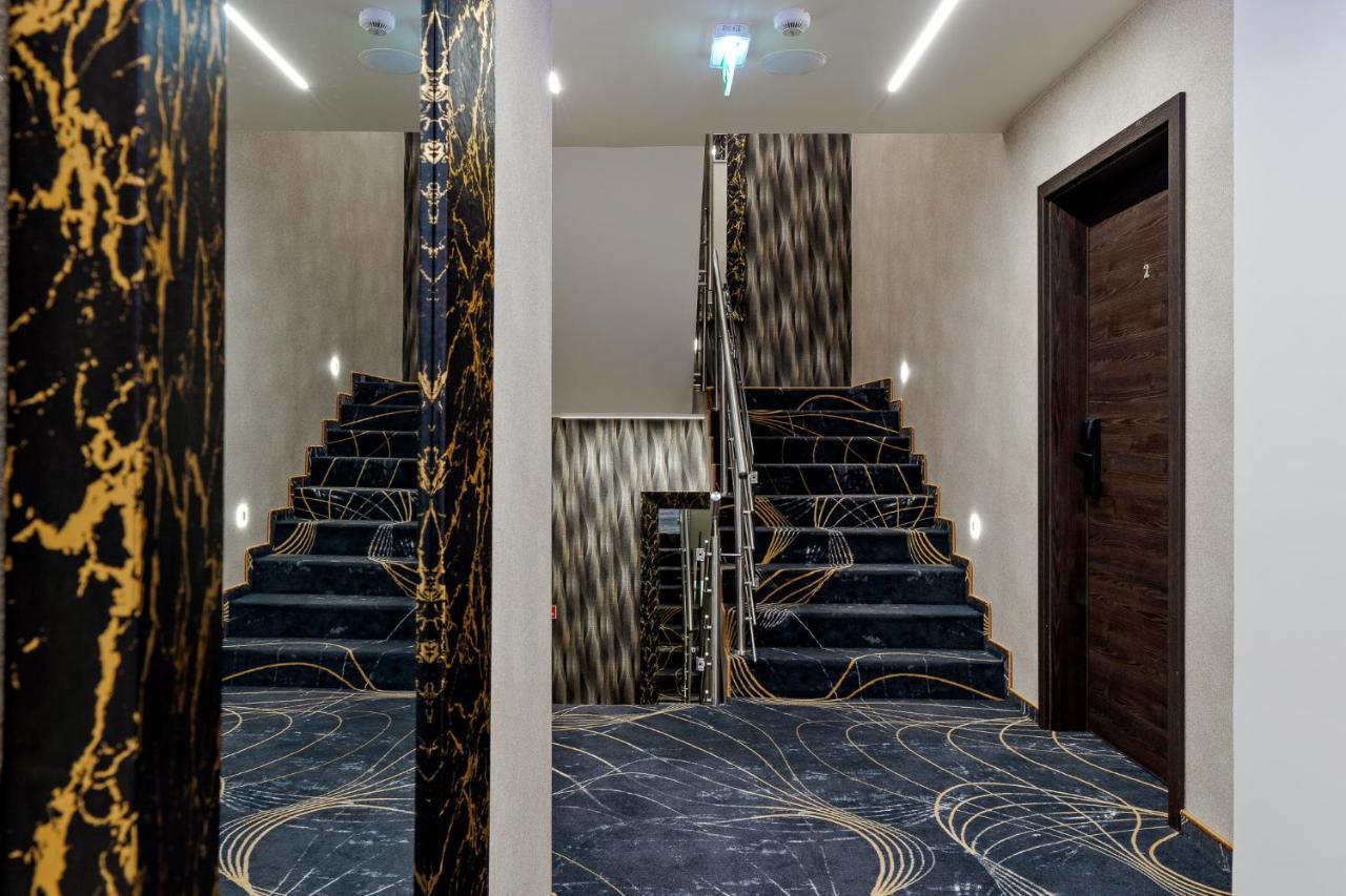 Diamond Panzio Bed & Breakfast ไฮจ์ดุสโซบอสโล ภายนอก รูปภาพ