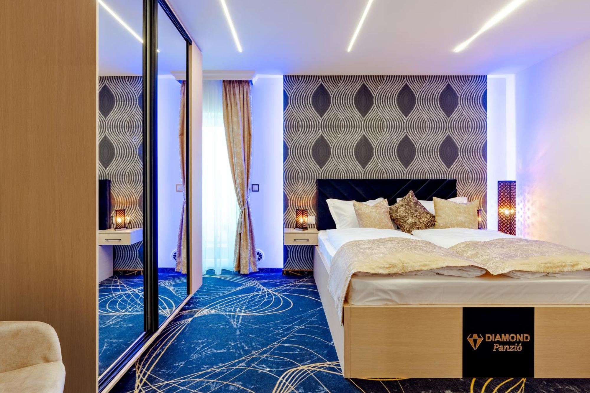 Diamond Panzio Bed & Breakfast ไฮจ์ดุสโซบอสโล ภายนอก รูปภาพ