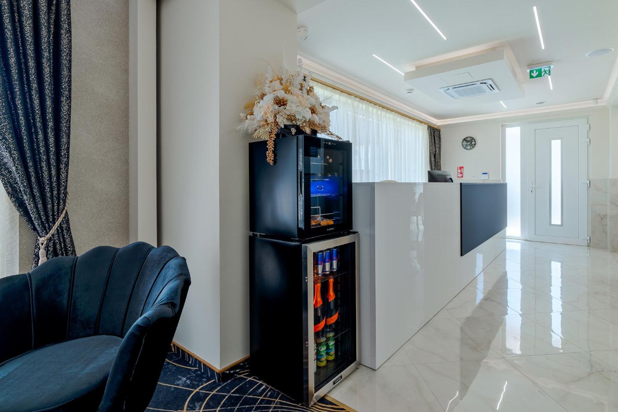 Diamond Panzio Bed & Breakfast ไฮจ์ดุสโซบอสโล ภายนอก รูปภาพ