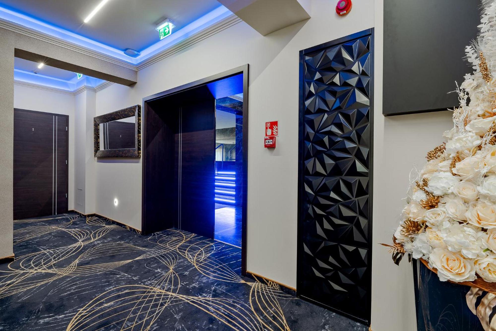 Diamond Panzio Bed & Breakfast ไฮจ์ดุสโซบอสโล ภายนอก รูปภาพ