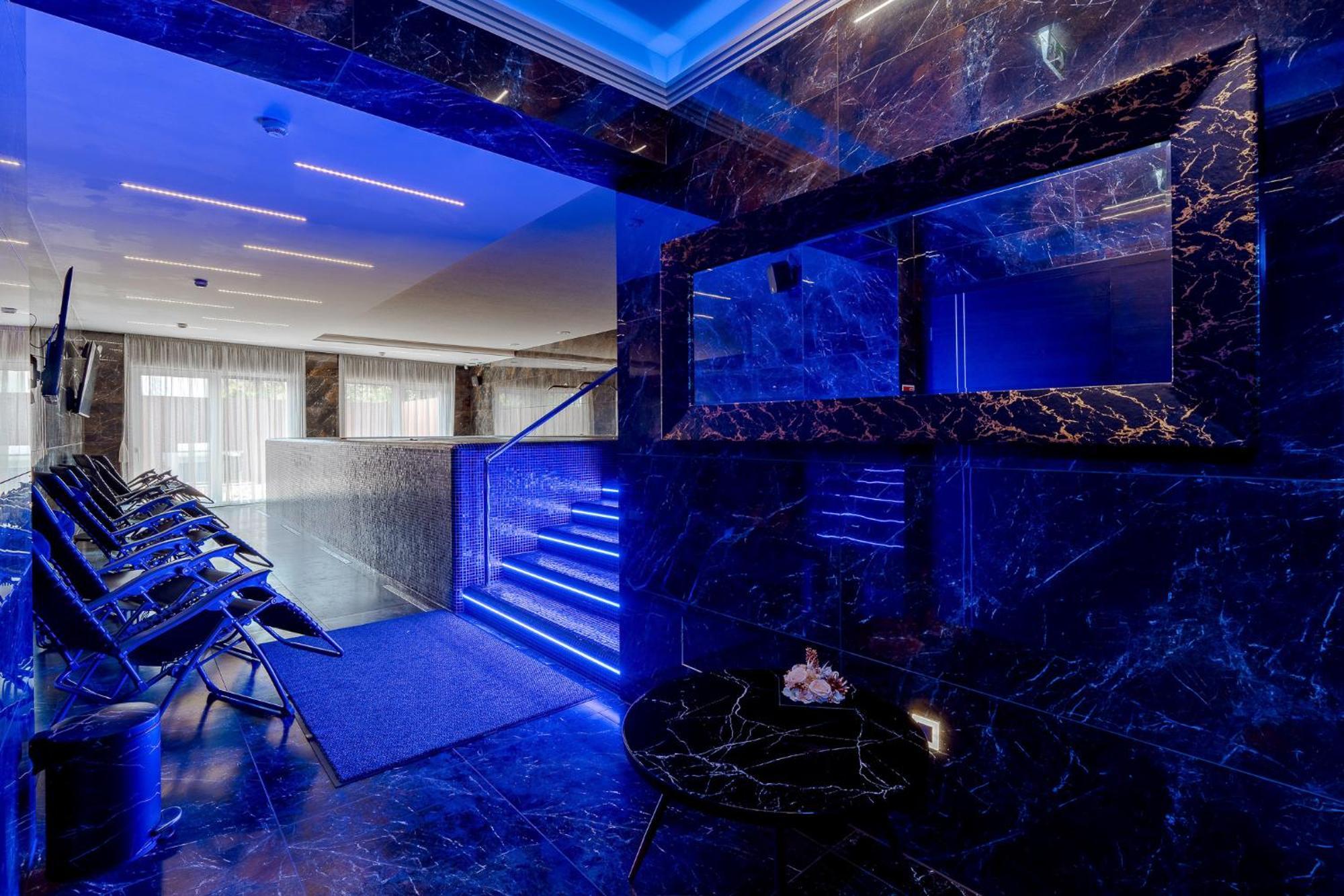 Diamond Panzio Bed & Breakfast ไฮจ์ดุสโซบอสโล ภายนอก รูปภาพ